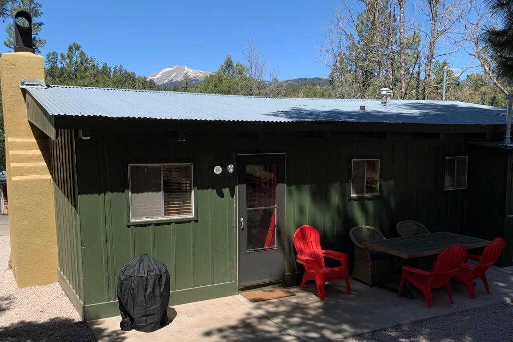 Willa Twin Pines Casita - Big Yard, View, Porch, Hot Tub, & Charm Ruidoso Zewnętrze zdjęcie